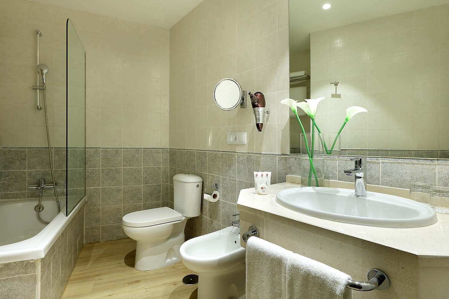 Double or Twin Room with View,1207611412:JPEG